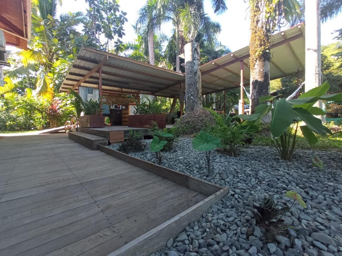 Bed and Breakfast La Luciernaga Big Creek Bocas del Toro Zewnętrze zdjęcie